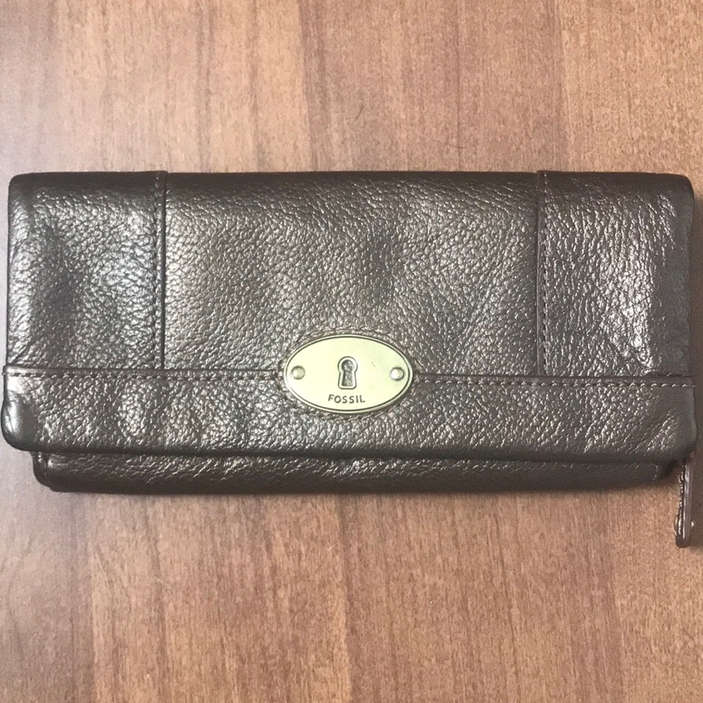 Fossil wallet